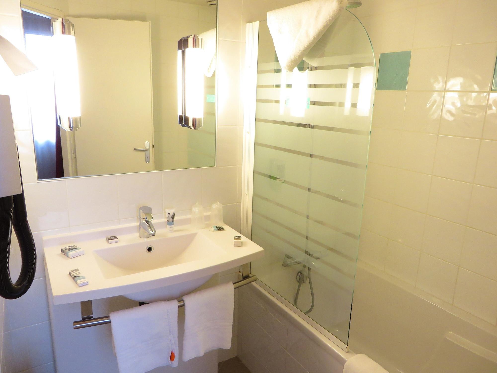 Mercure Hexagone Luxeuil Екстер'єр фото