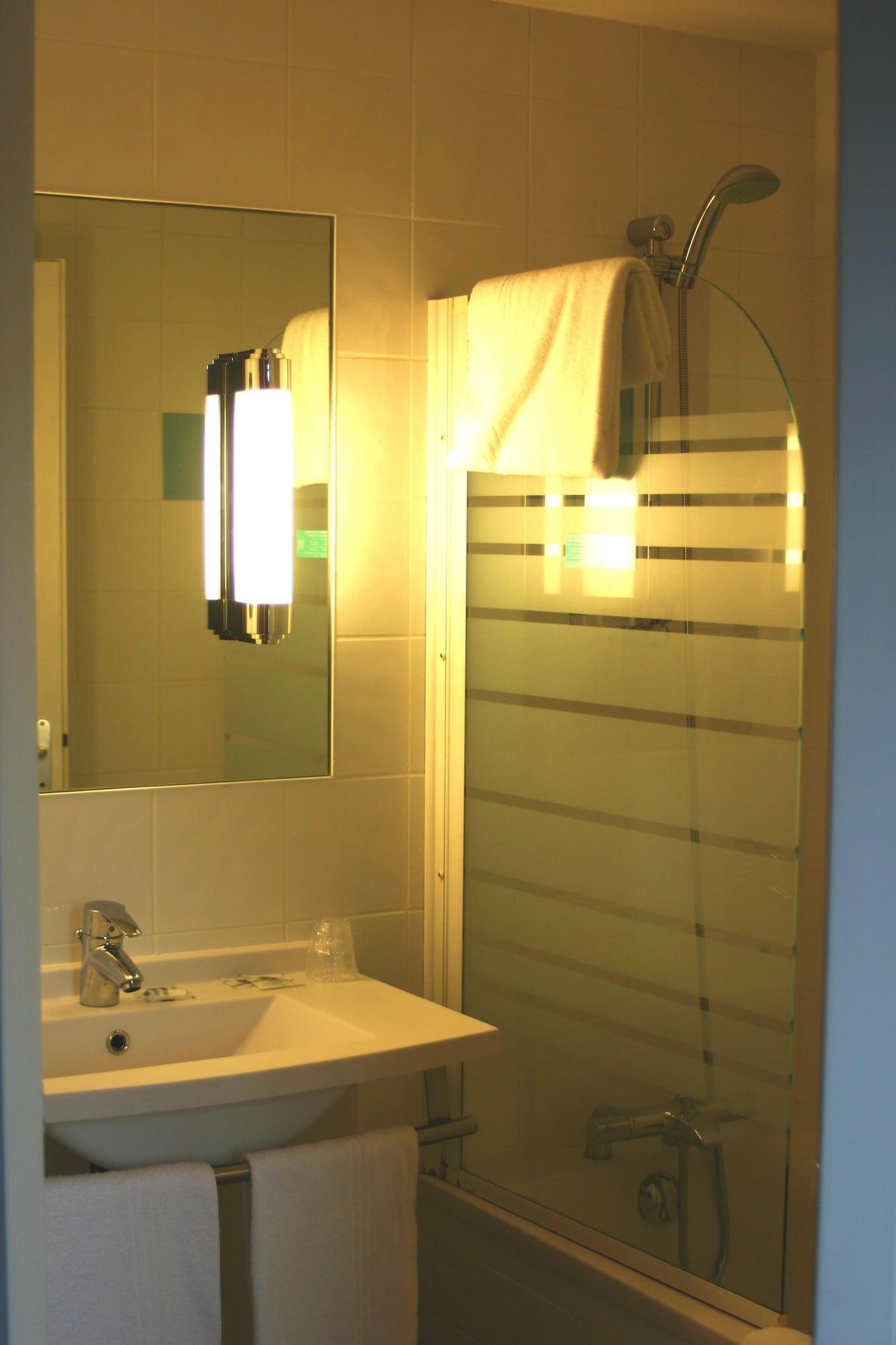 Mercure Hexagone Luxeuil Екстер'єр фото