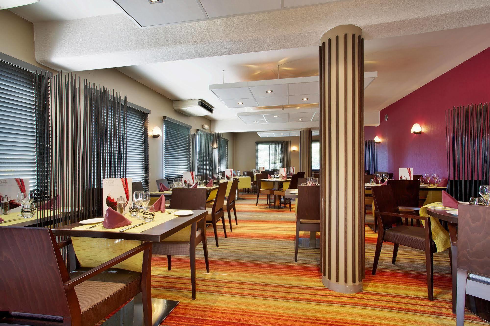 Mercure Hexagone Luxeuil Екстер'єр фото